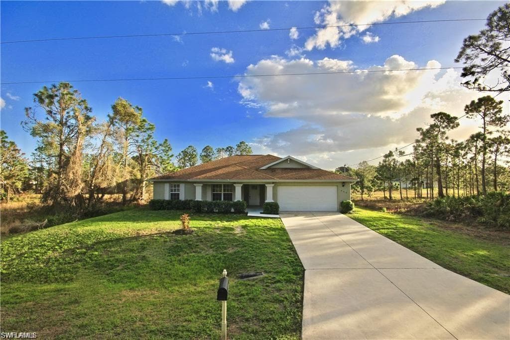 848 Foxtail ST LEHIGH ACRES, FL 33974