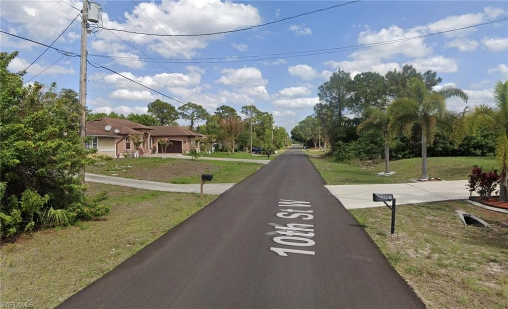 2918 10th ST W LEHIGH ACRES, FL 33971