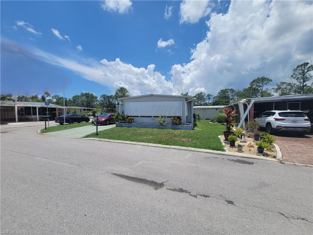 405 Snead DR NORTH FORT MYERS, FL 33903