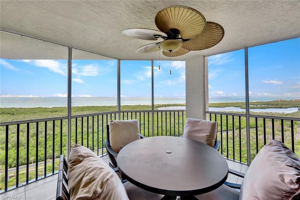 6573 Marissa LOOP 2003 NAPLES, FL 34108