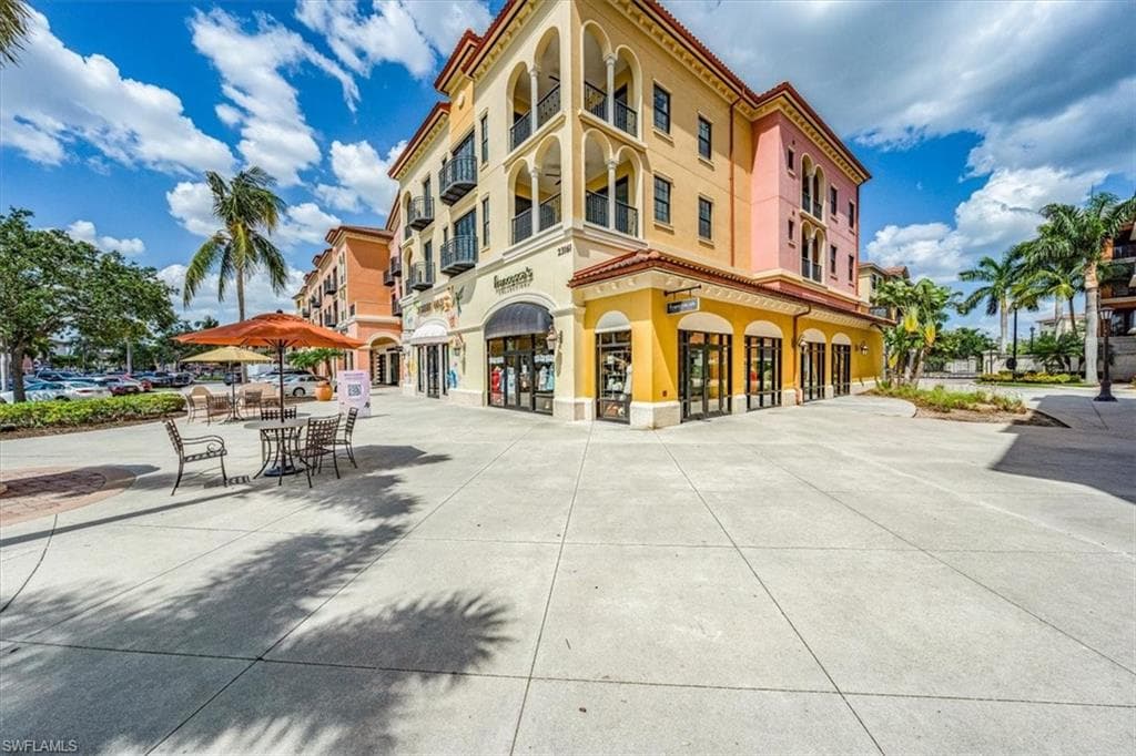 23161 Fashion DR 7212 ESTERO, FL 33928