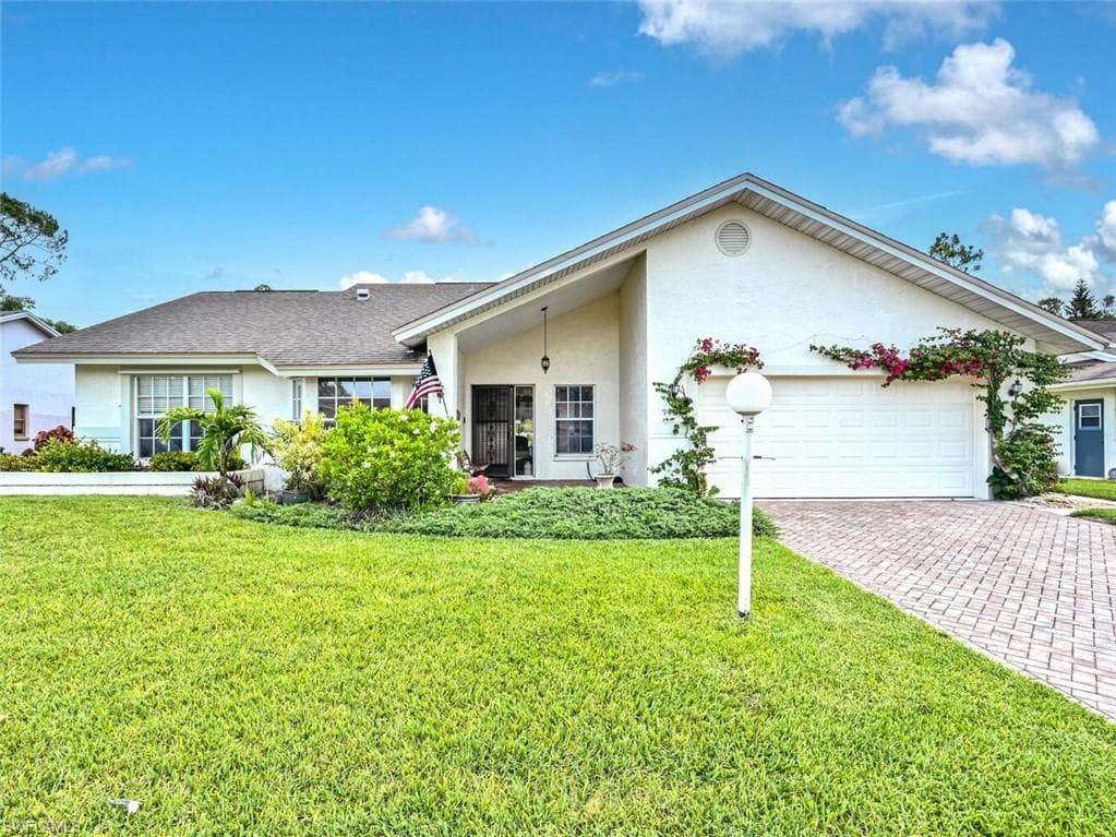 949 Charlemagne BLVD NAPLES, FL 34112