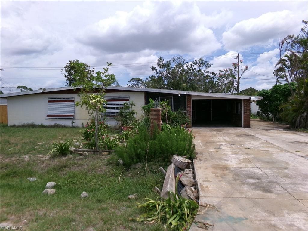 2261 Aldridge AVE FORT MYERS, FL 33907