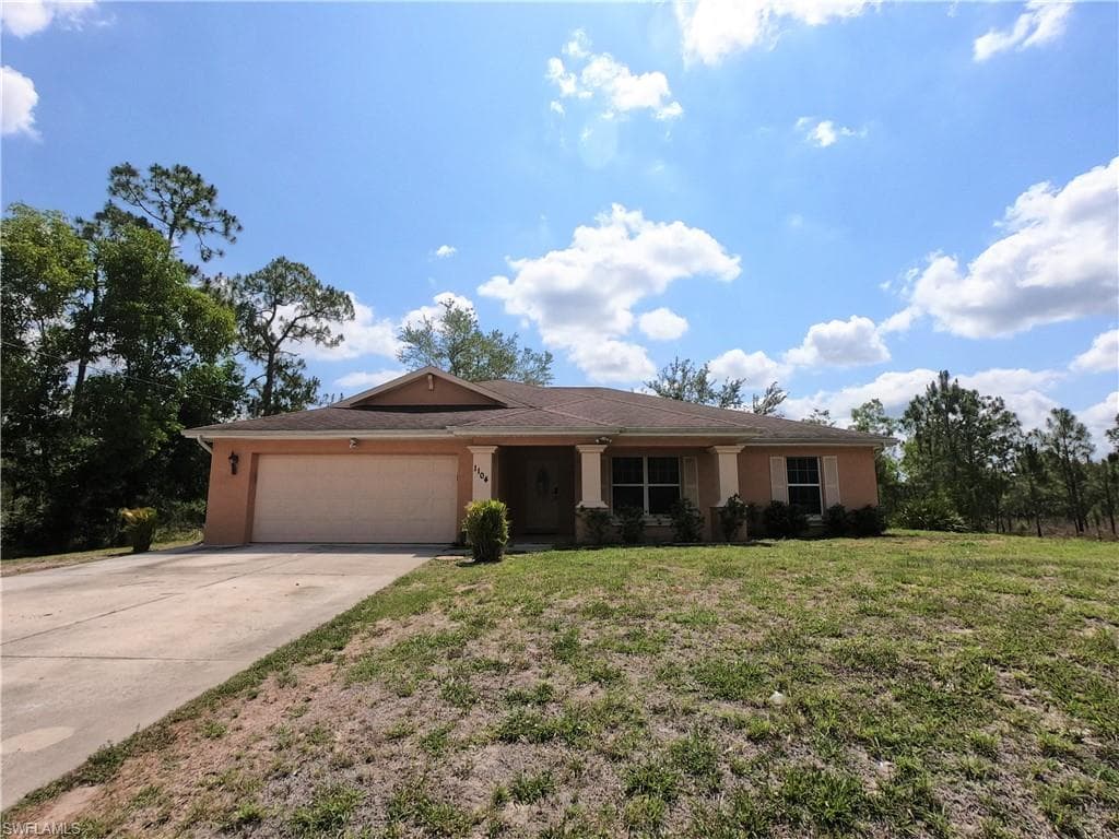 1104 Truman AVE LEHIGH ACRES, FL 33972