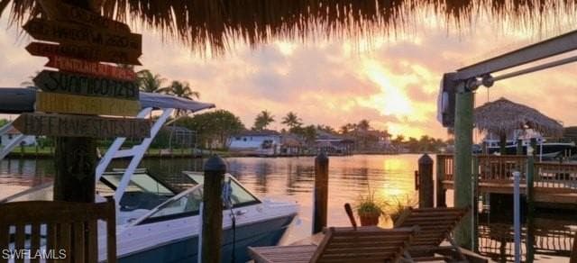 417 Bayshore DR CAPE CORAL, FL 33904