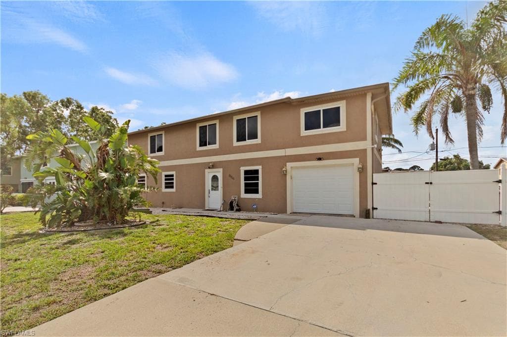 8156 Albatross RD FORT MYERS, FL 33967