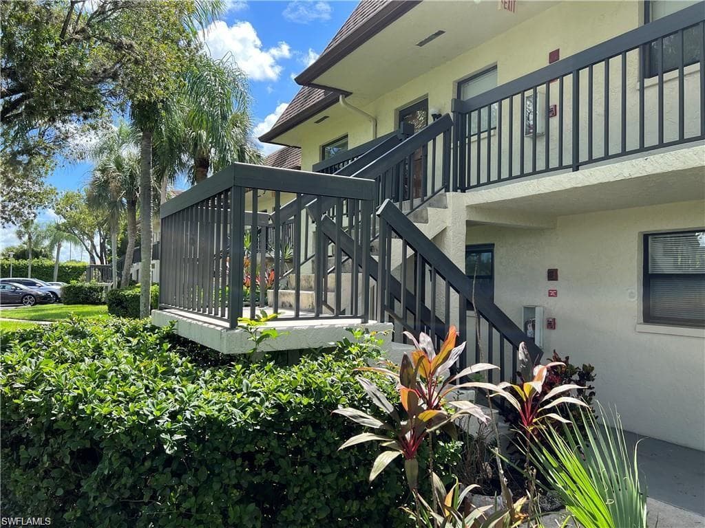 9261 Central Park DR 205 FORT MYERS, FL 33919