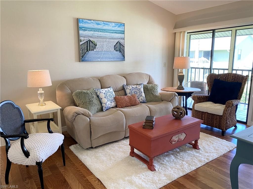 5501 Rattlesnake Hammock RD 1102 NAPLES, FL 34113