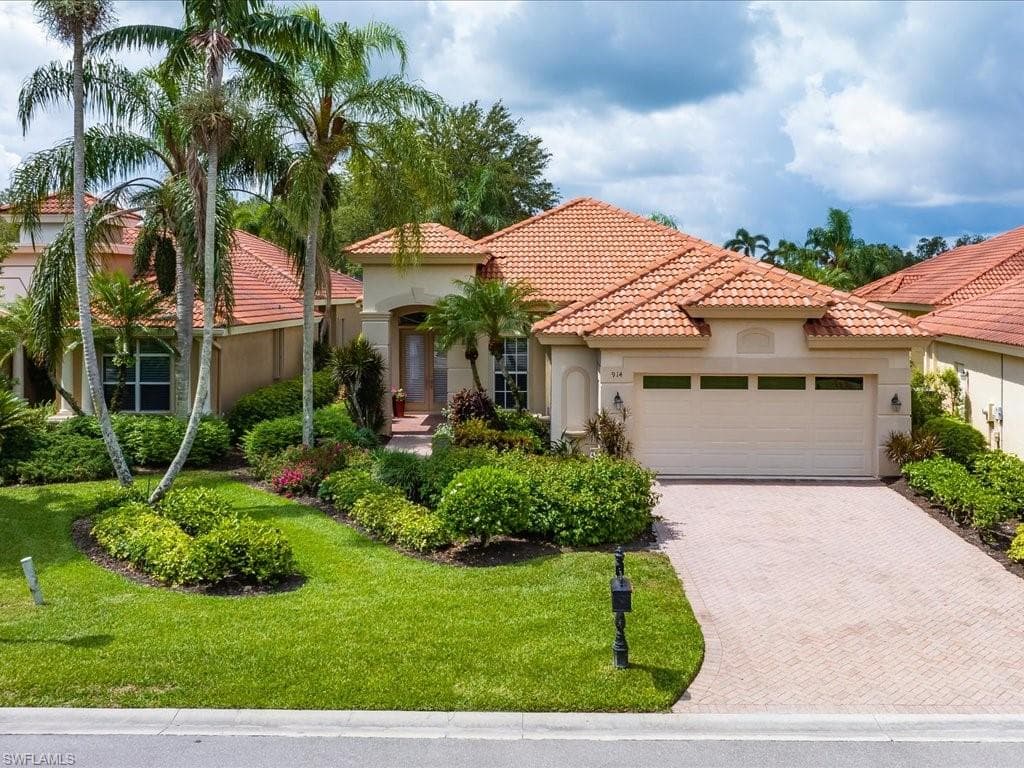 914 Tierra Lago WAY NAPLES, FL 34119