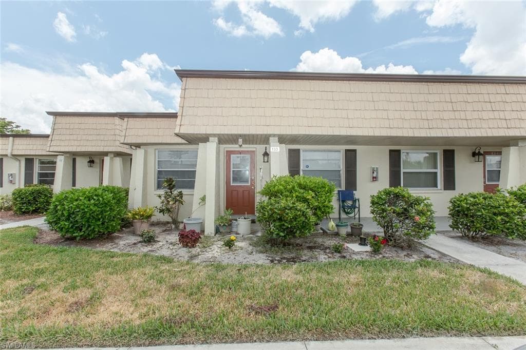 133 Brittany CT FORT MYERS, FL 33919