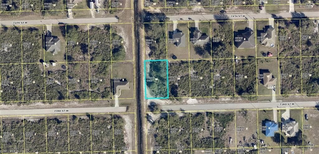 2818 73rd ST W LEHIGH ACRES, FL 33971