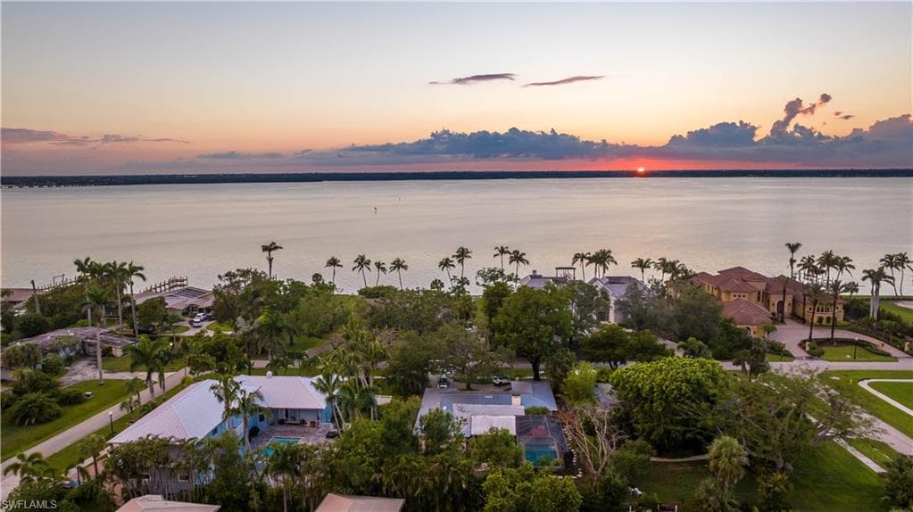 3421 Riverside DR FORT MYERS, FL 33901