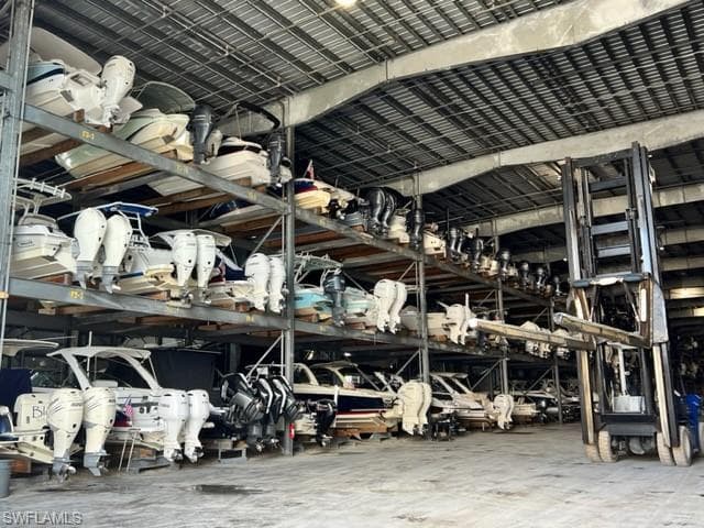 477 North RD NAPLES, FL 34104