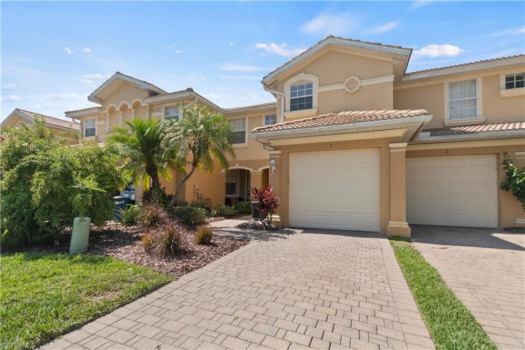 9801 Foxhall WAY 5 ESTERO, FL 33928
