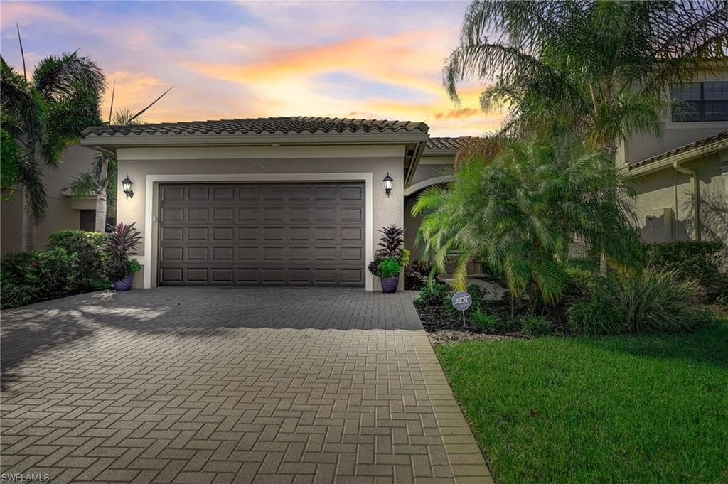 11648 Riverstone LN FORT MYERS, FL 33913
