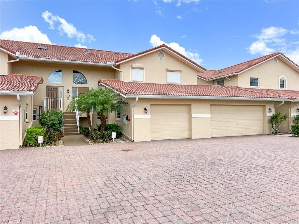 1204 El Dorado PKWY W 102 CAPE CORAL, FL 33914