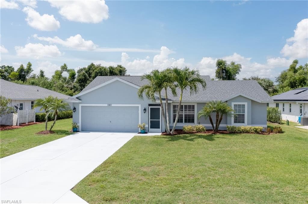 28 Wickliffe DR NAPLES, FL 34110