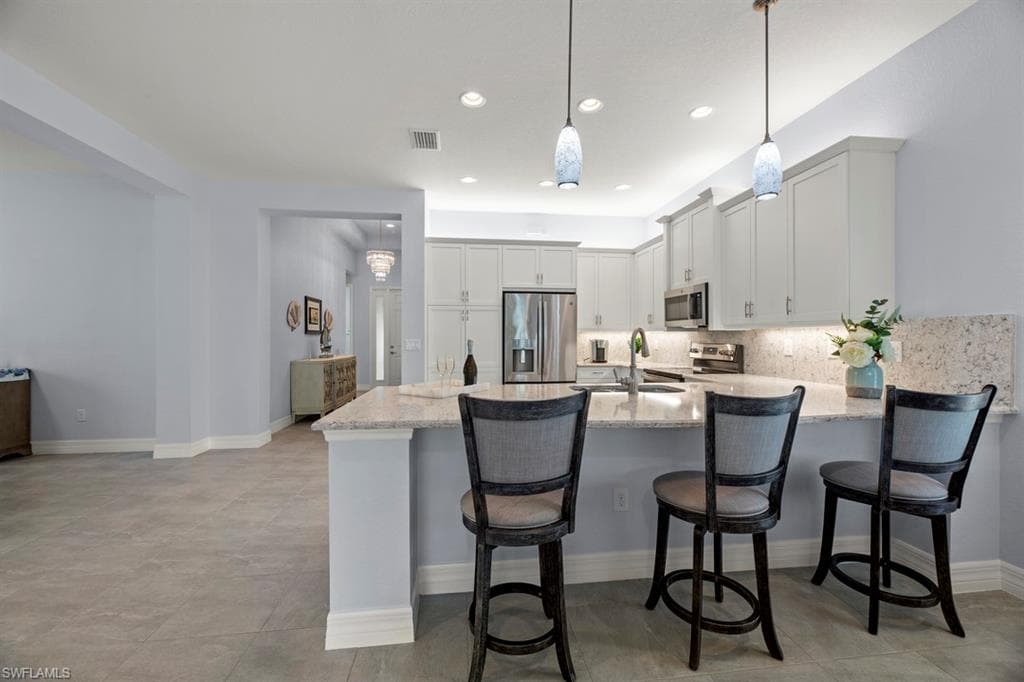 11501 Foxbriar LN FORT MYERS, FL 33913