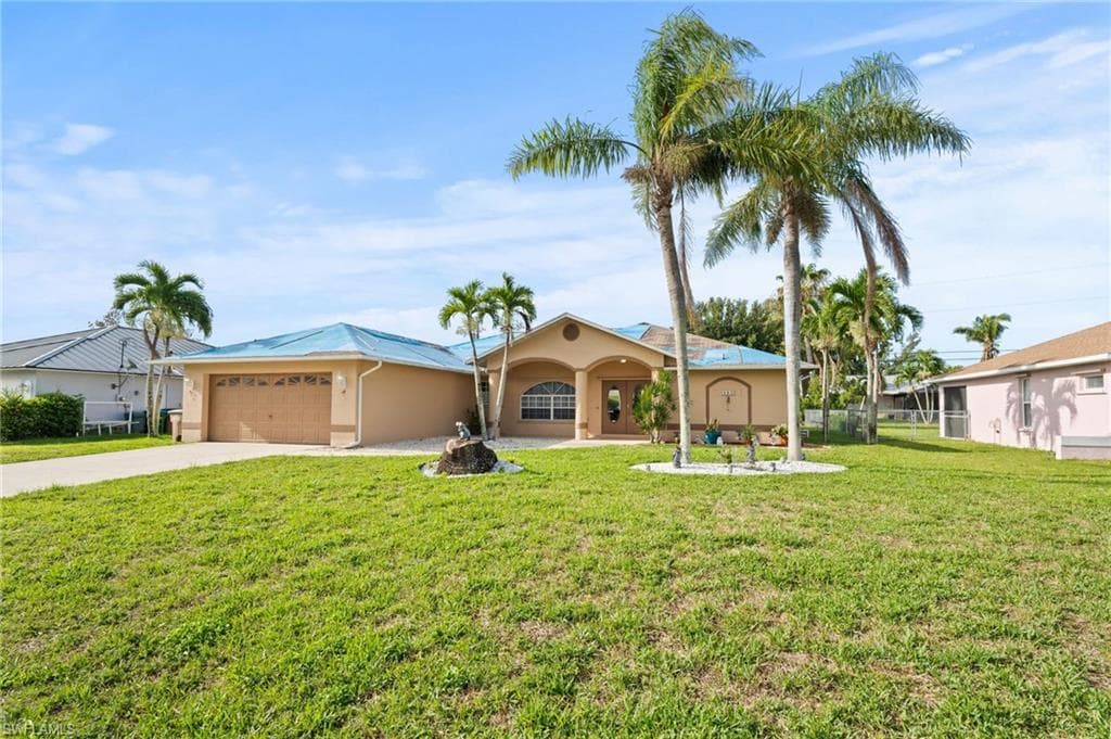 402 SE 21st ST CAPE CORAL, FL 33990