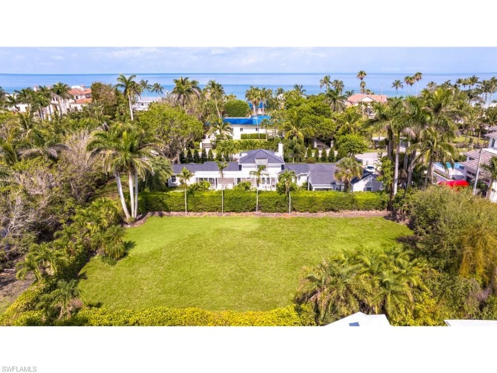 130 Shell ALY NAPLES, FL 34102