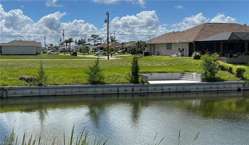1720 SW 17th AVE CAPE CORAL, FL 33991