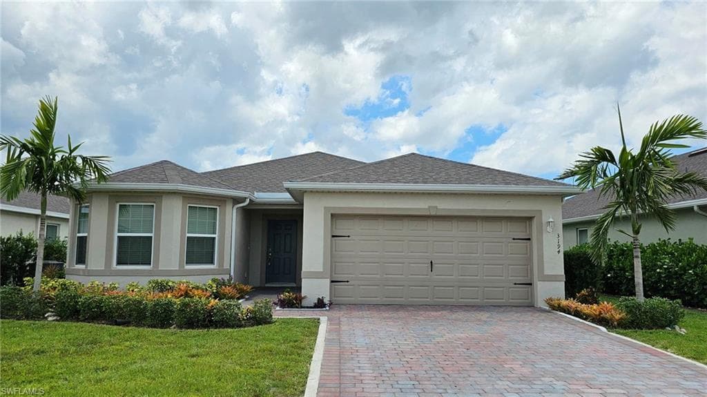 3194 Cozumel CT CAPE CORAL, FL 33909