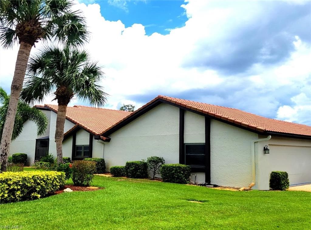 828 Country Club CIR 7 VENICE, FL 34293