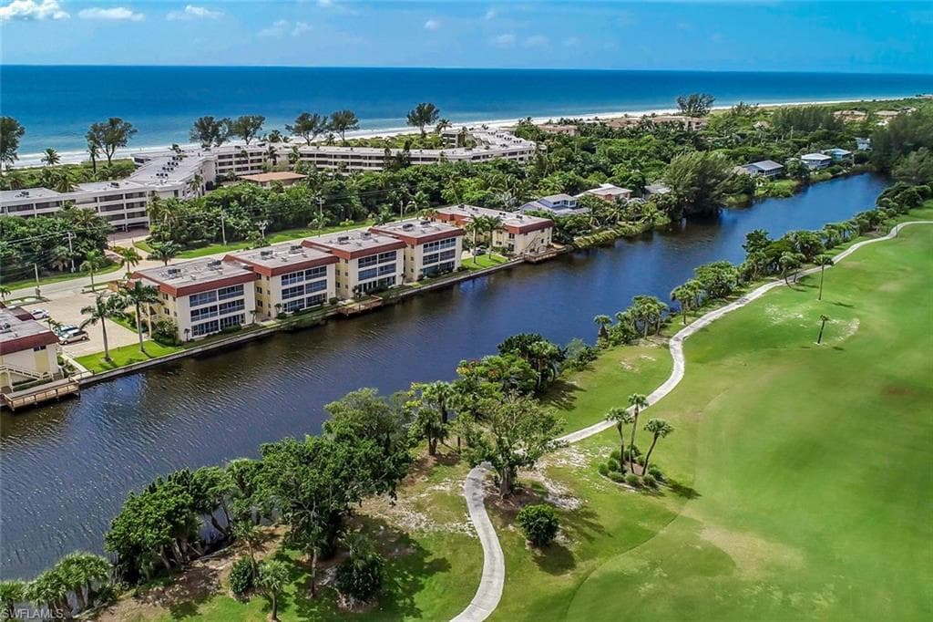 1610 Middle Gulf DR D4 SANIBEL, FL 33957