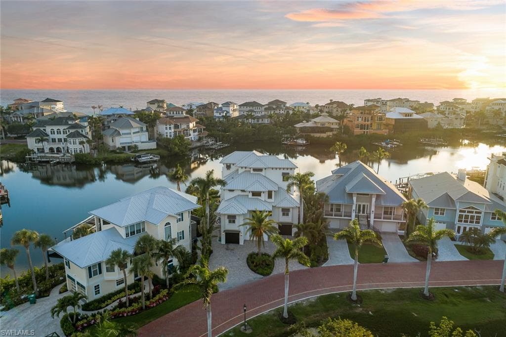 223 Bayfront DR BONITA SPRINGS, FL 34134