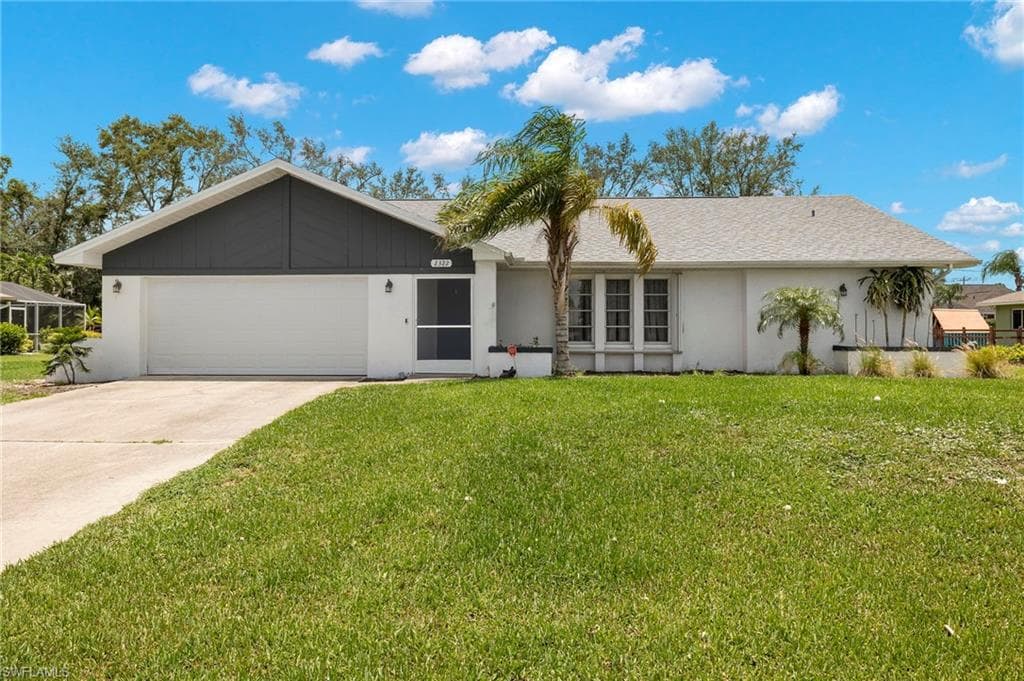 2322 SE 8th TER CAPE CORAL, FL 33990