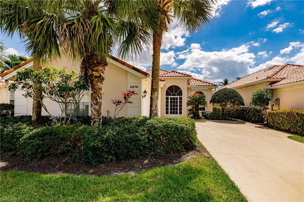 3476 Donoso CT NAPLES, FL 34109