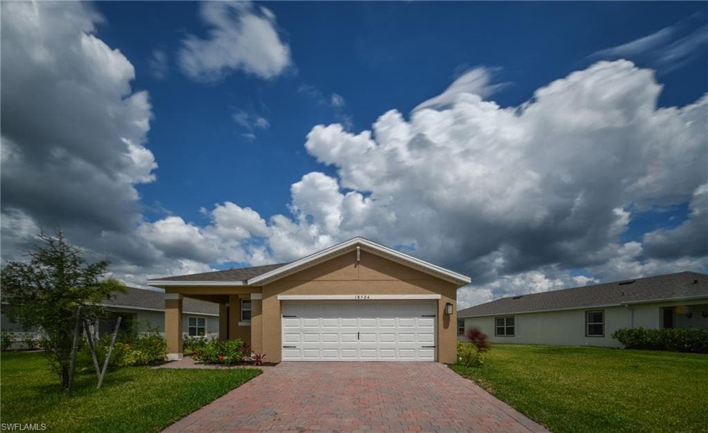 18524 Cronin Sand LN NORTH FORT MYERS, FL 33917