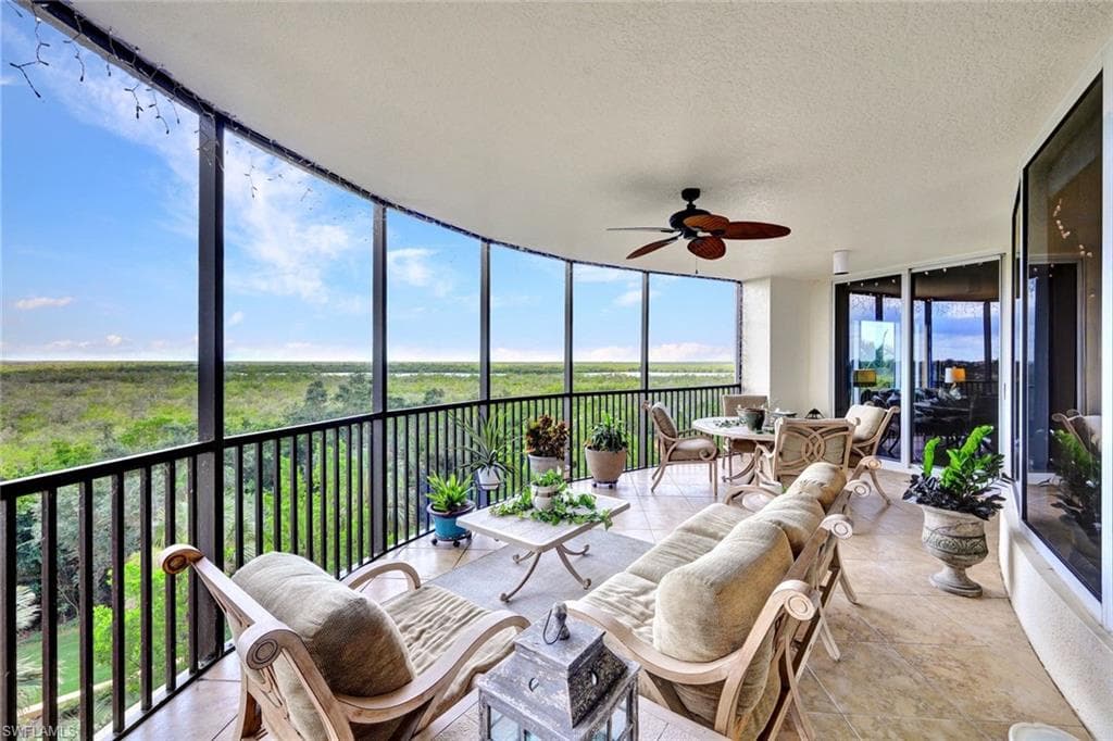 1050 Borghese LN 303 NAPLES, FL 34114