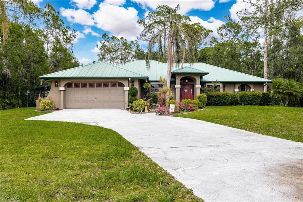11727 Bentwood CT NORTH FORT MYERS, FL 33917