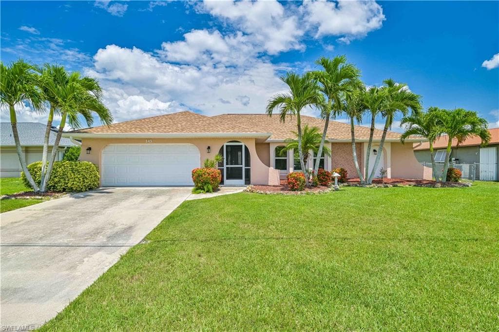 245 SE 20th CT CAPE CORAL, FL 33990