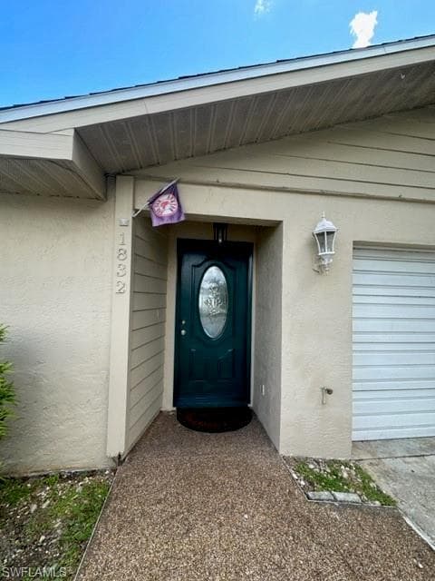 1832 Viscaya PKWY CAPE CORAL, FL 33990