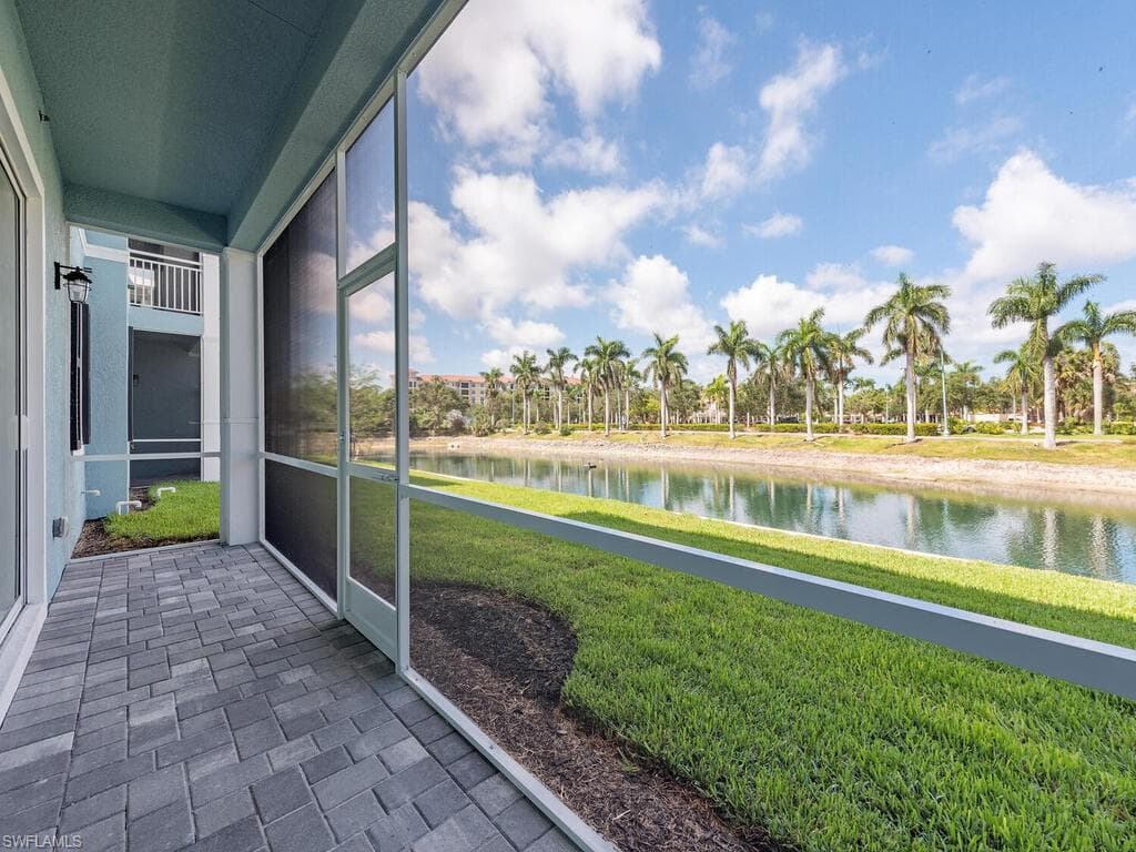 26300 Coco Cay CIR 102 BONITA SPRINGS, FL 34135