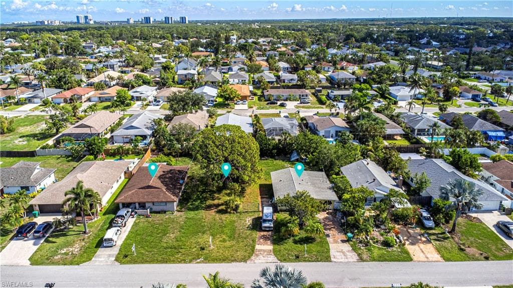 767 105th AVE N NAPLES, FL 34108