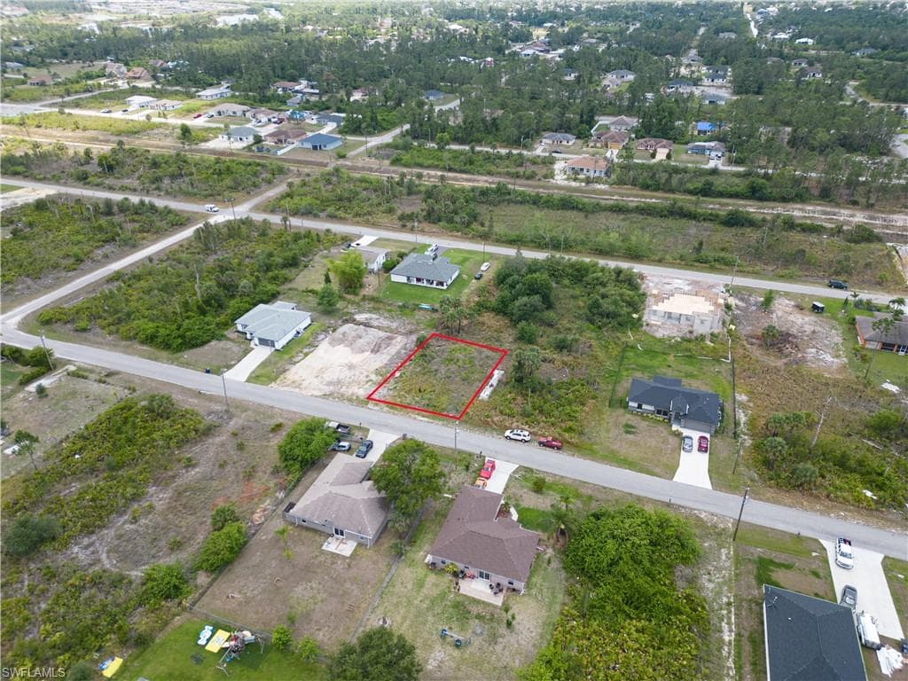 2709 22nd ST W LEHIGH ACRES, FL 33971