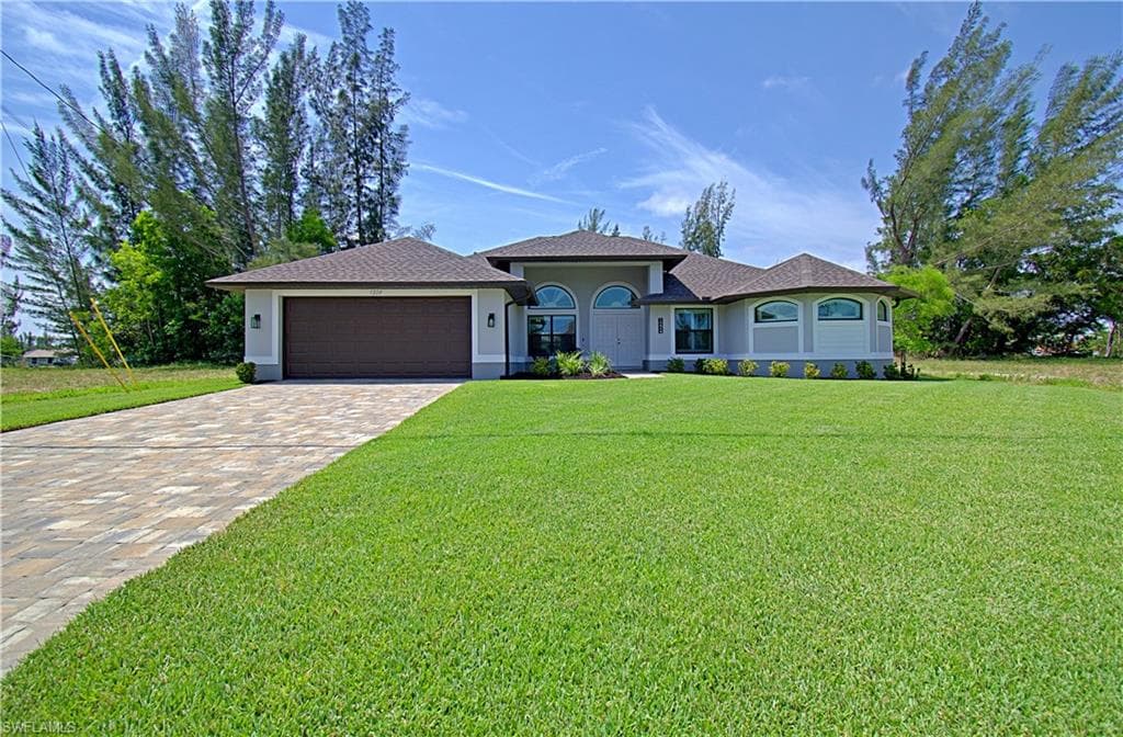 1224 SW 28th ST CAPE CORAL, FL 33914