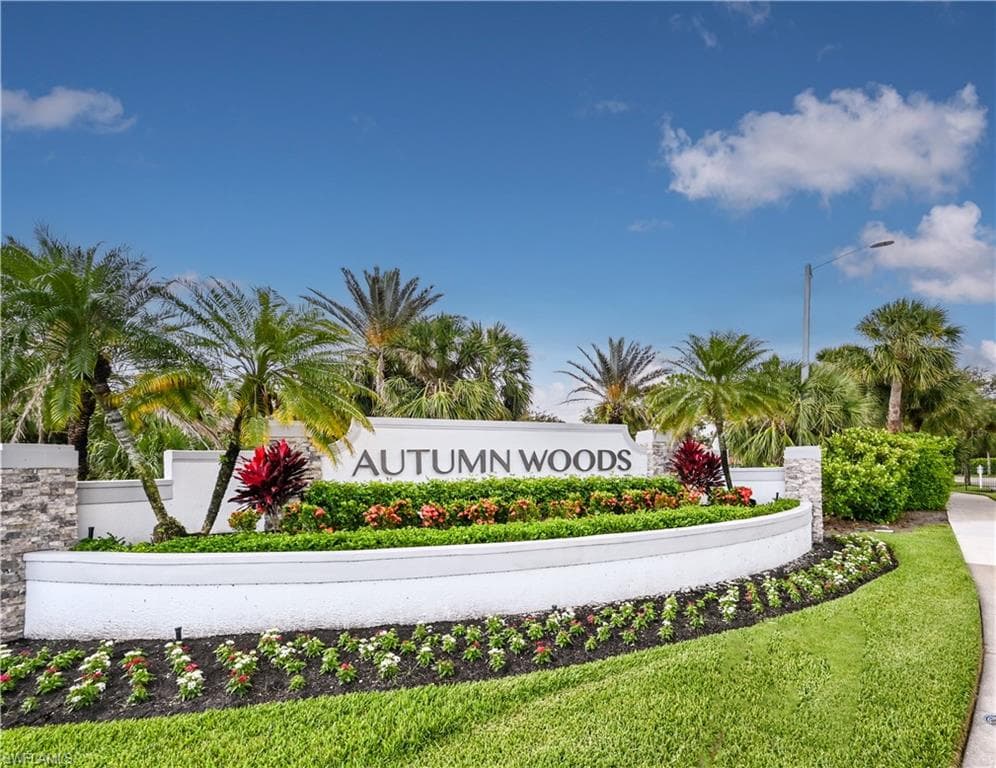 6945 Autumn Woods BLVD NAPLES, FL 34109