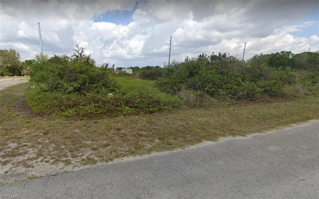 3314 1st ST SW LEHIGH ACRES, FL 33976