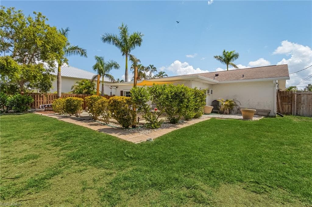 18566 Phlox DR FORT MYERS, FL 33967