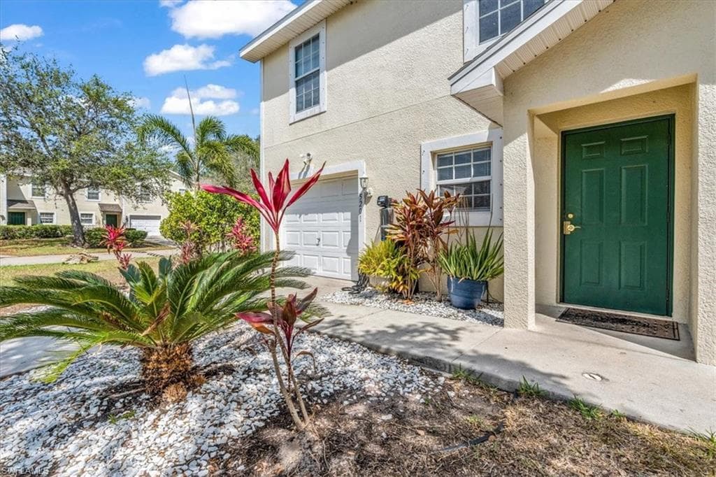 5201 Glenlivet RD FORT MYERS, FL 33907