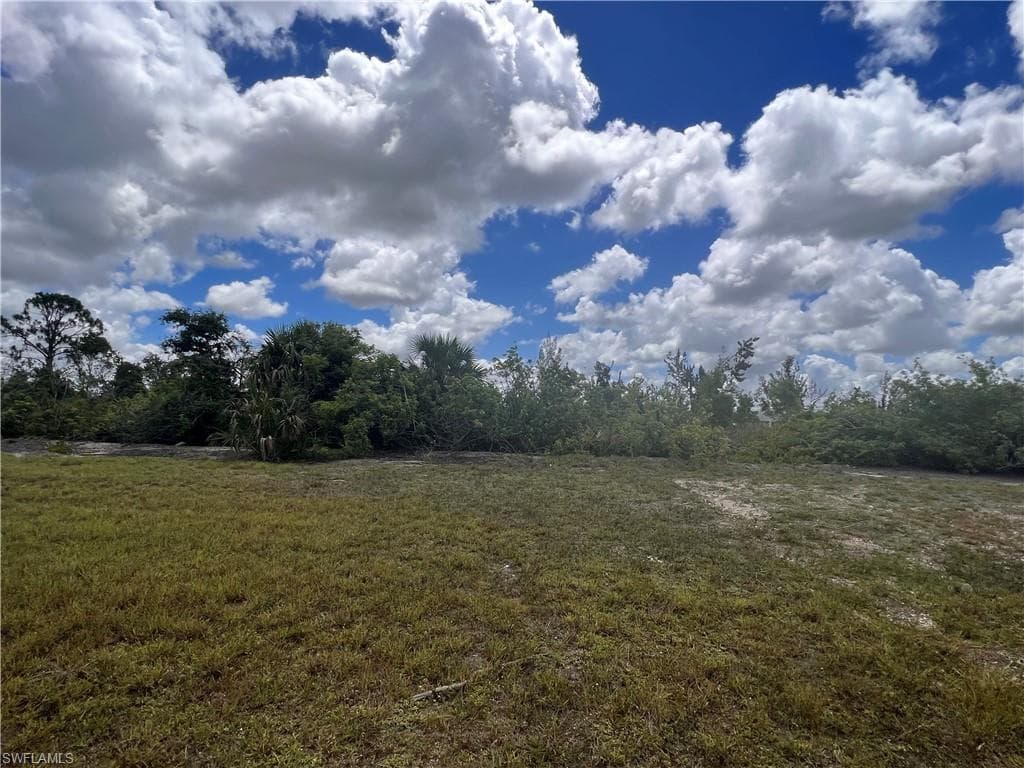 1139 NW 28th PL CAPE CORAL, FL 33993