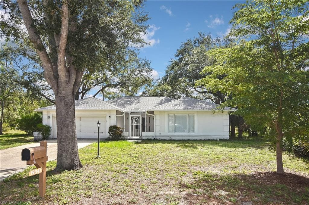 19341 Cypress View DR FORT MYERS, FL 33967
