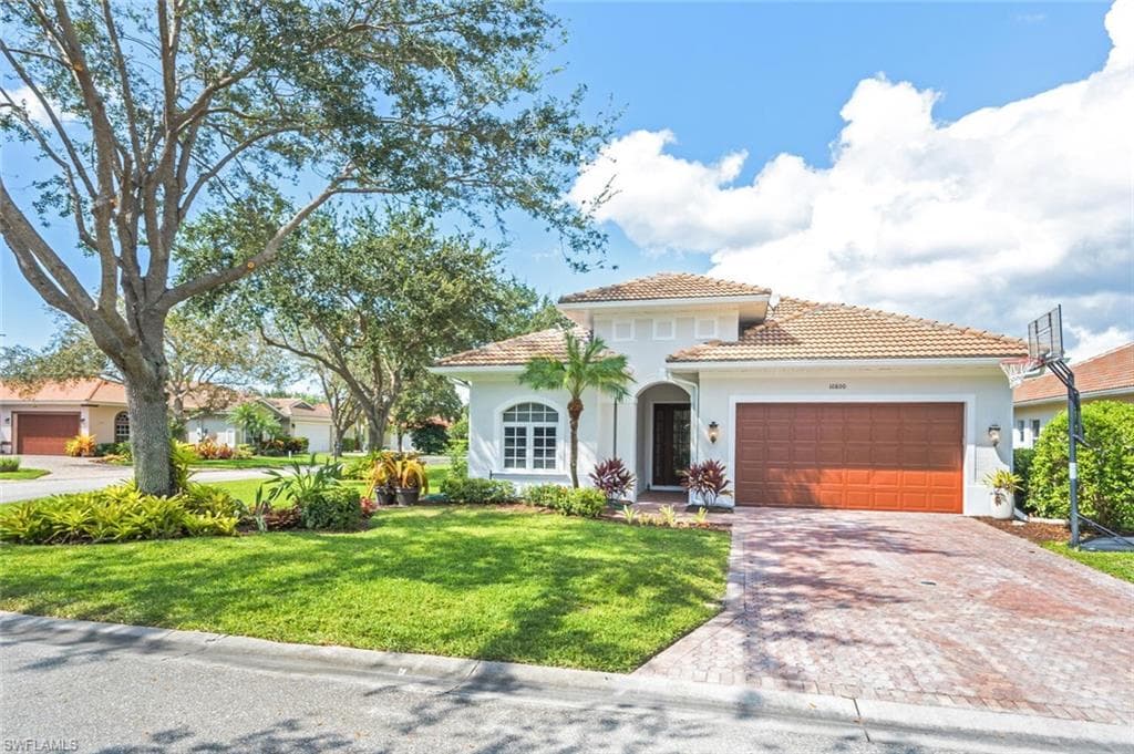 10800 Fieldfair DR NAPLES, FL 34119