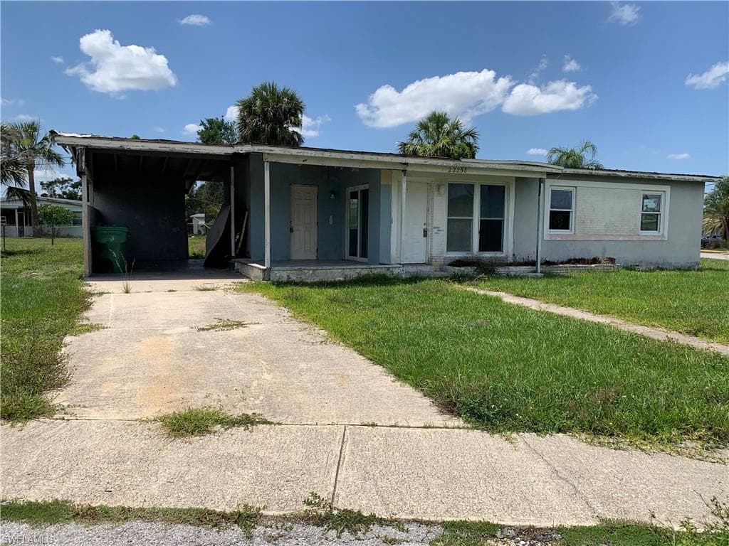 22258 Beverly AVE PORT CHARLOTTE, FL 33952