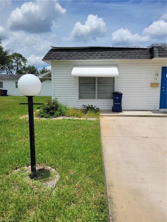 44 Tangelo CT LEHIGH ACRES, FL 33936