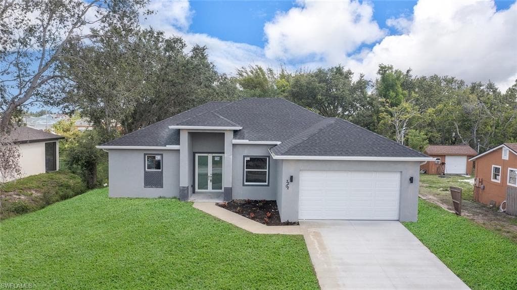 3202 24th ST SW LEHIGH ACRES, FL 33976